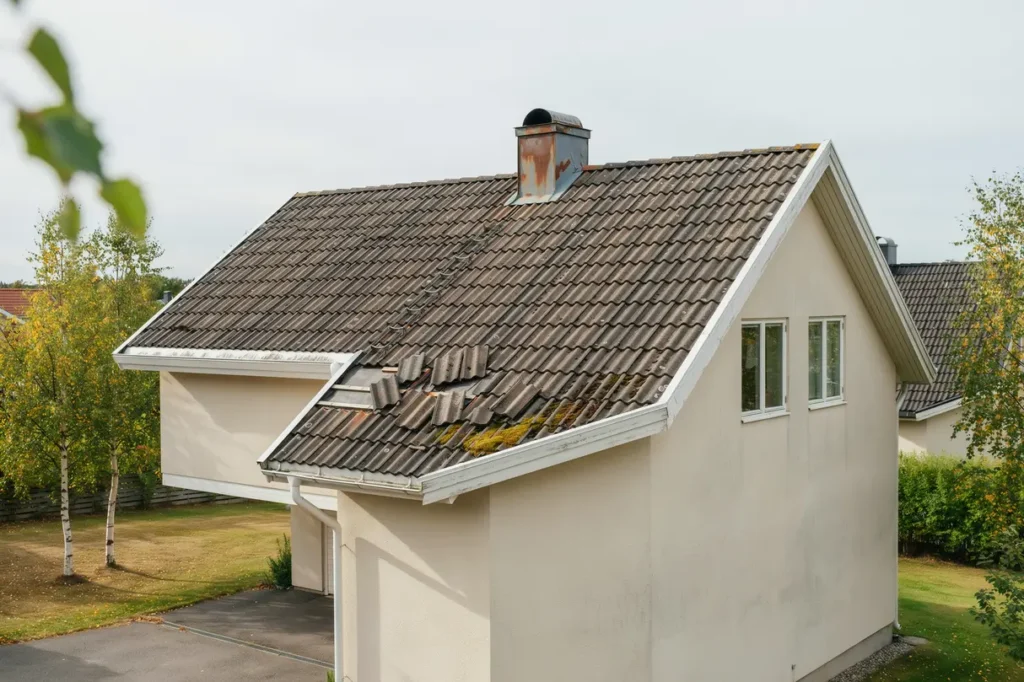 augusti r sista chansen f r tak versyn fixa sm skador innan h stregnen tar vid