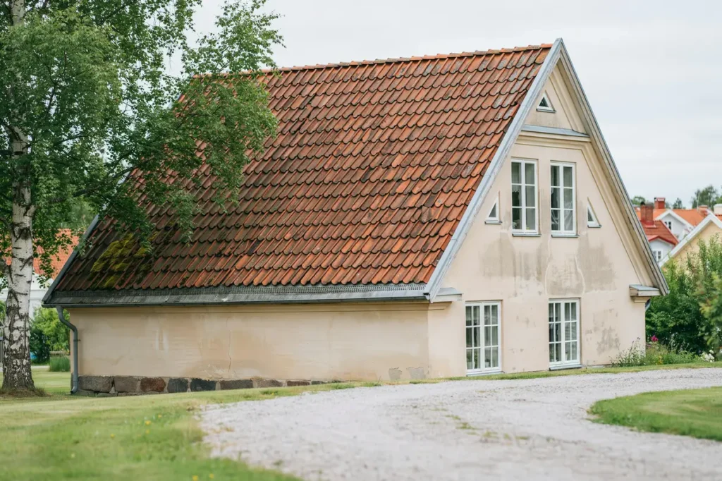 s f rl nger du takets livsl ngd med r tt ventilation p vinden